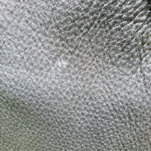 0742. NEW!!!! Genuine Leather Riding Vest in Black w/2 ~Concealed Carry Pockets - Picture 8 of 16